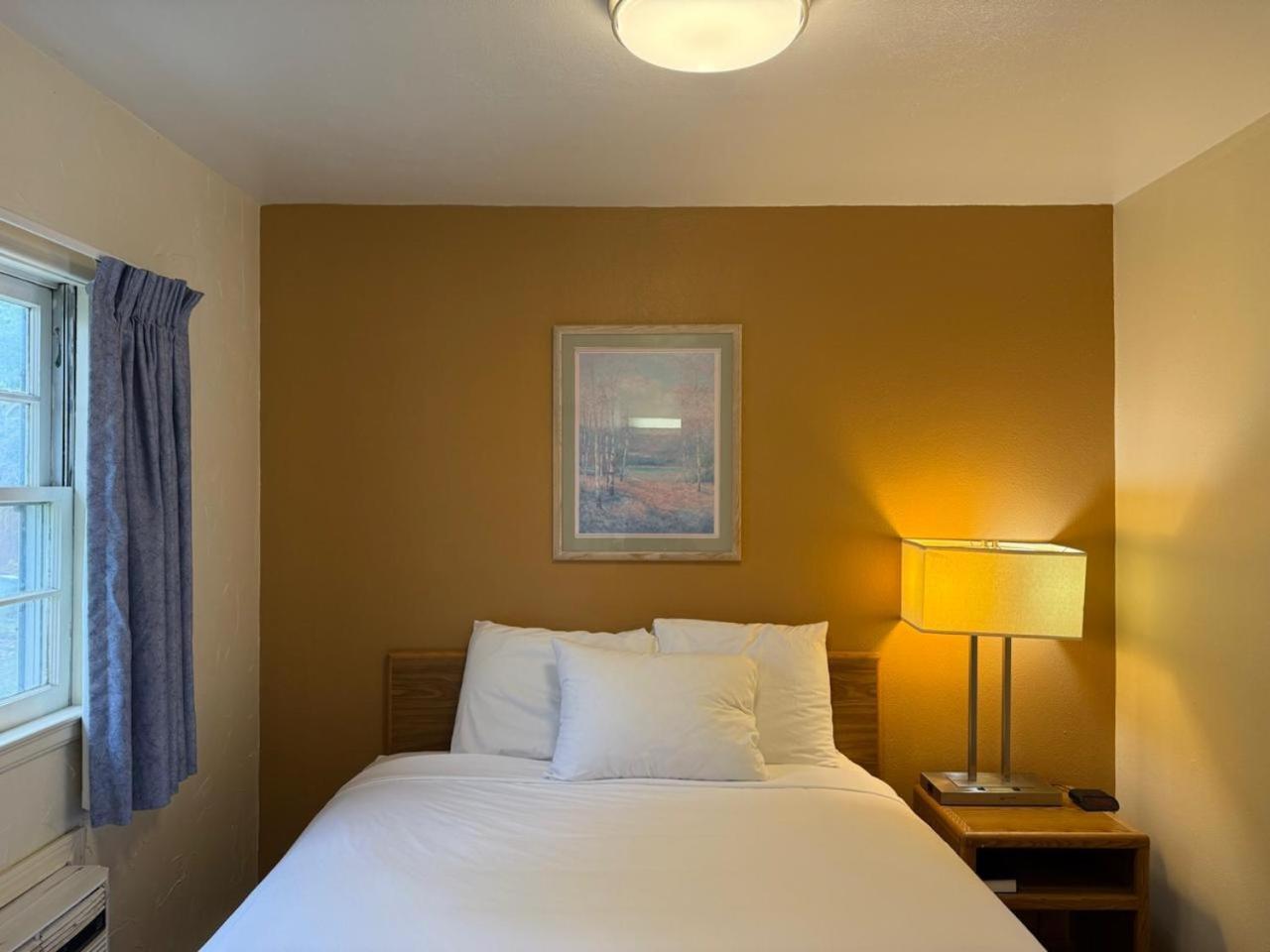 Sunrise Motor Motel