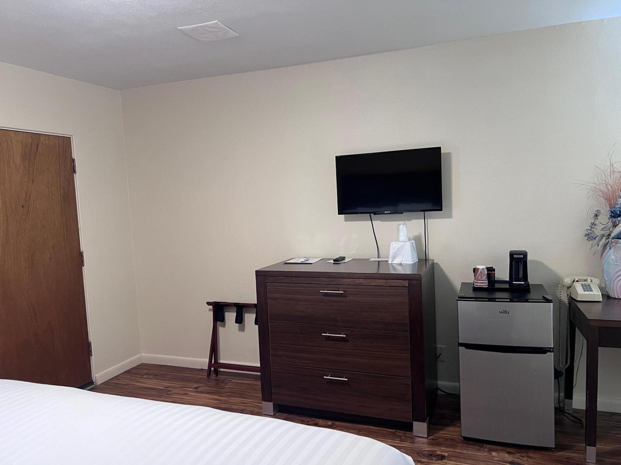 Motel Sunrise Motor Cody
