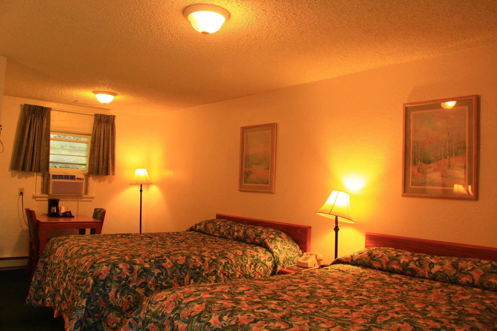 Sunrise Motor Motel 2*